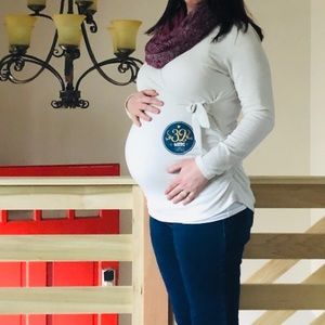 🤰🏻 Old Navy soft maternity top nursing-friendly